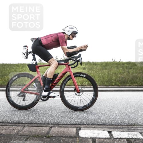 21.06.2026 - 29. Vierlanden-Triathlon H.Heesch http://msf.ph/oto/9901833 21.06.2026 09:35:34 Radfahren 9, 94, 139, 157, 179 meine-sportfotos.de