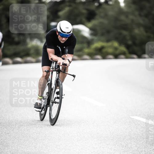 21.06.2026 - 29. Vierlanden-Triathlon H.Heesch http://msf.ph/oto/9901841 21.06.2026 09:39:56 Radfahren 124, 275 meine-sportfotos.de