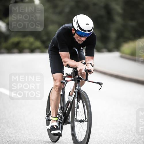 21.06.2026 - 29. Vierlanden-Triathlon H.Heesch http://msf.ph/oto/9901844 21.06.2026 09:39:57 Radfahren 124, 275 meine-sportfotos.de