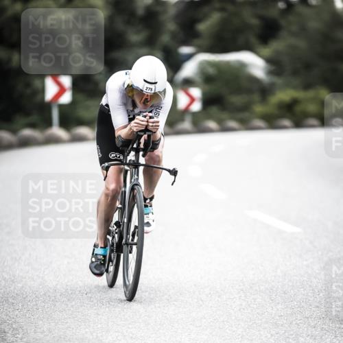 21.06.2026 - 29. Vierlanden-Triathlon H.Heesch http://msf.ph/oto/9901847 21.06.2026 09:39:59 Radfahren 124, 275 meine-sportfotos.de