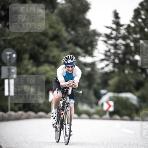 21.06.2026 - 29. Vierlanden-Triathlon H.Heesch http://msf.ph/oto/9901872 21.06.2026 10:12:27 Radfahren 181, 256 meine-sportfotos.de