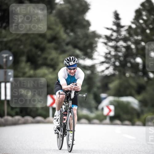 21.06.2026 - 29. Vierlanden-Triathlon H.Heesch http://msf.ph/oto/9901875 21.06.2026 10:12:27 Radfahren 181, 256 meine-sportfotos.de