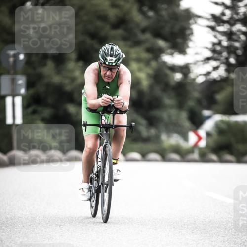 21.06.2026 - 29. Vierlanden-Triathlon H.Heesch http://msf.ph/oto/9901885 21.06.2026 09:41:33 Radfahren 146, 205 meine-sportfotos.de