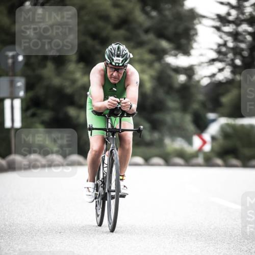 21.06.2026 - 29. Vierlanden-Triathlon H.Heesch http://msf.ph/oto/9901888 21.06.2026 09:41:33 Radfahren 146, 205 meine-sportfotos.de