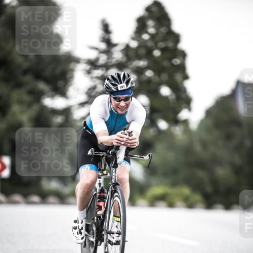 21.06.2026 - 29. Vierlanden-Triathlon H.Heesch http://msf.ph/oto/9901905 21.06.2026 10:12:28 Radfahren 181, 256 meine-sportfotos.de