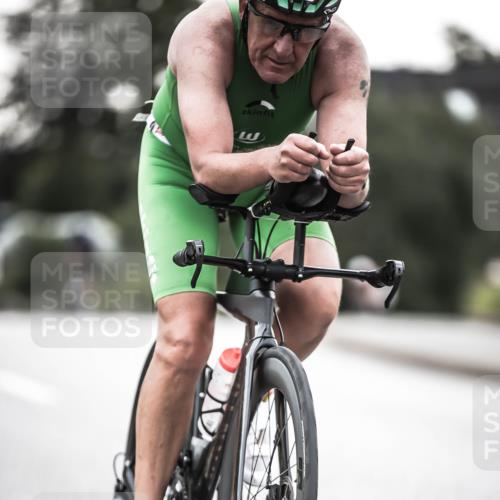 21.06.2026 - 29. Vierlanden-Triathlon H.Heesch http://msf.ph/oto/9901910 21.06.2026 09:41:34 Radfahren 146, 205 meine-sportfotos.de