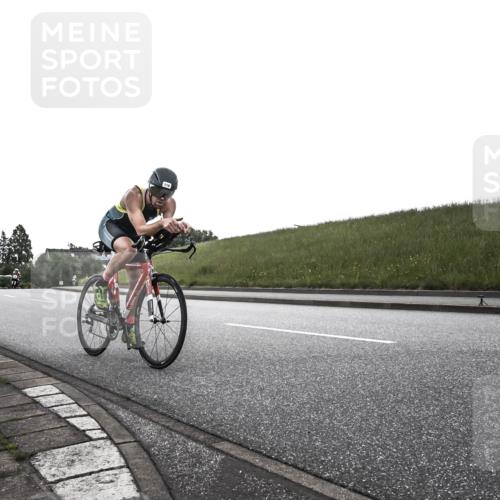 21.06.2026 - 29. Vierlanden-Triathlon H.Heesch http://msf.ph/oto/9901982 21.06.2026 09:30:20 Radfahren 80, 118, 133 meine-sportfotos.de