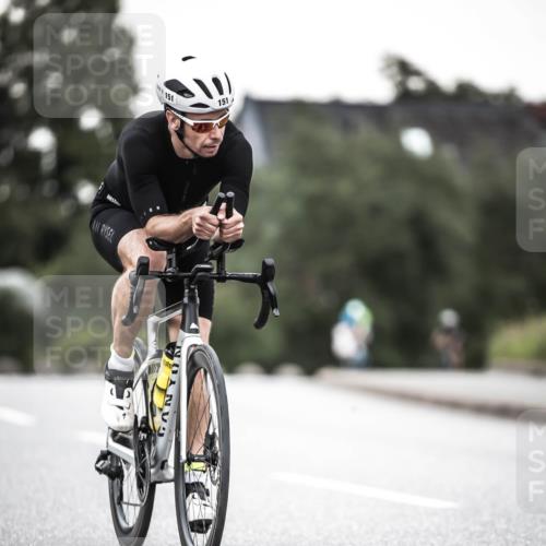 21.06.2026 - 29. Vierlanden-Triathlon H.Heesch http://msf.ph/oto/9902031 21.06.2026 10:12:55 Radfahren 151 meine-sportfotos.de