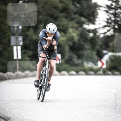 21.06.2026 - 29. Vierlanden-Triathlon H.Heesch http://msf.ph/oto/9902084 21.06.2026 09:45:05 Radfahren 30, 284 meine-sportfotos.de