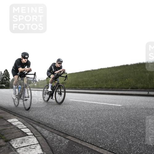 21.06.2026 - 29. Vierlanden-Triathlon H.Heesch http://msf.ph/oto/9902087 21.06.2026 09:33:57 Radfahren 40, 47, 96, 101, 187 meine-sportfotos.de