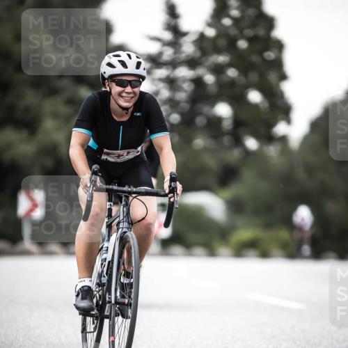 21.06.2026 - 29. Vierlanden-Triathlon H.Heesch http://msf.ph/oto/9902133 21.06.2026 10:13:07 Radfahren 36, 48, 70, 180, 232, 275, 429 meine-sportfotos.de