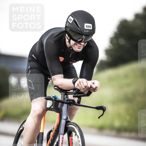 21.06.2026 - 29. Vierlanden-Triathlon H.Heesch http://msf.ph/oto/9902158 21.06.2026 10:13:08 Radfahren 36, 48, 70, 232, 275, 429 meine-sportfotos.de