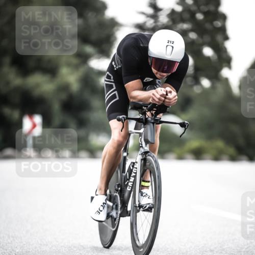 21.06.2026 - 29. Vierlanden-Triathlon H.Heesch http://msf.ph/oto/9902160 21.06.2026 09:46:04 Radfahren 45, 177, 210, 212, 293 meine-sportfotos.de