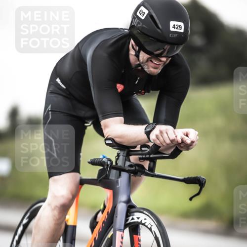 21.06.2026 - 29. Vierlanden-Triathlon H.Heesch http://msf.ph/oto/9902164 21.06.2026 10:13:08 Radfahren 36, 48, 70, 232, 275, 429 meine-sportfotos.de