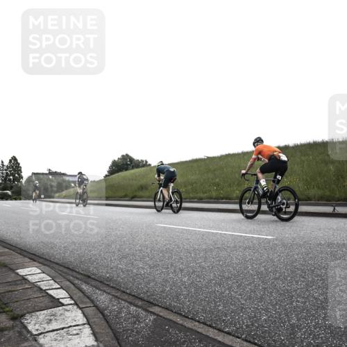 21.06.2026 - 29. Vierlanden-Triathlon H.Heesch http://msf.ph/oto/9902186 21.06.2026 09:36:29 Radfahren  meine-sportfotos.de