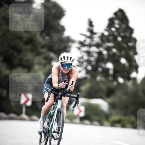 21.06.2026 - 29. Vierlanden-Triathlon H.Heesch http://msf.ph/oto/9902190 21.06.2026 09:46:53 Radfahren 140, 240, 241 meine-sportfotos.de