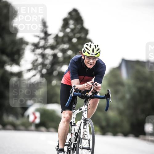 21.06.2026 - 29. Vierlanden-Triathlon H.Heesch http://msf.ph/oto/9902207 21.06.2026 09:47:05 Radfahren 148, 172, 288 meine-sportfotos.de