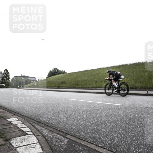 21.06.2026 - 29. Vierlanden-Triathlon H.Heesch http://msf.ph/oto/9902209 21.06.2026 09:37:22 Radfahren  meine-sportfotos.de