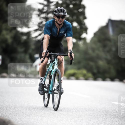 21.06.2026 - 29. Vierlanden-Triathlon H.Heesch http://msf.ph/oto/9902260 21.06.2026 09:49:14 Radfahren 113 meine-sportfotos.de