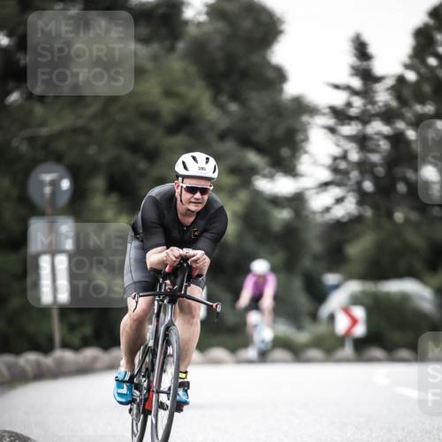 21.06.2026 - 29. Vierlanden-Triathlon H.Heesch http://msf.ph/oto/9902281 21.06.2026 10:13:19 Radfahren 9, 60, 126, 276, 395, 431 meine-sportfotos.de