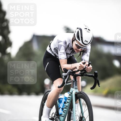 21.06.2026 - 29. Vierlanden-Triathlon H.Heesch http://msf.ph/oto/9902286 21.06.2026 09:51:16 Radfahren 32, 41, 42, 228, 244 meine-sportfotos.de
