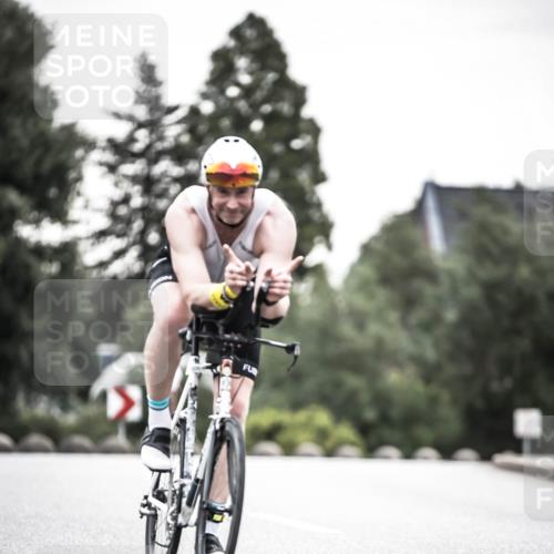21.06.2026 - 29. Vierlanden-Triathlon H.Heesch http://msf.ph/oto/9902299 21.06.2026 09:52:01 Radfahren 61, 137, 211, 274, 300 meine-sportfotos.de