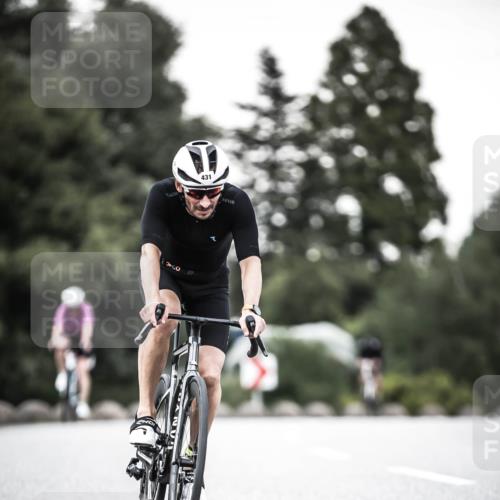 21.06.2026 - 29. Vierlanden-Triathlon H.Heesch http://msf.ph/oto/9902301 21.06.2026 10:13:20 Radfahren 9, 26, 60, 90, 126, 276, 395, 431 meine-sportfotos.de