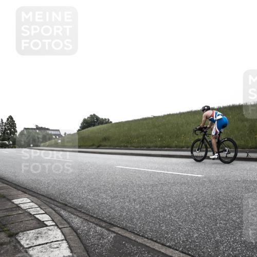 21.06.2026 - 29. Vierlanden-Triathlon H.Heesch http://msf.ph/oto/9902307 21.06.2026 09:40:42 Radfahren 171 meine-sportfotos.de