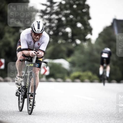 21.06.2026 - 29. Vierlanden-Triathlon H.Heesch http://msf.ph/oto/9902312 21.06.2026 09:52:06 Radfahren 76, 84, 132, 169, 211, 274, 300 meine-sportfotos.de