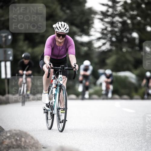 21.06.2026 - 29. Vierlanden-Triathlon H.Heesch http://msf.ph/oto/9902331 21.06.2026 10:13:25 Radfahren 9, 26, 75, 90, 236, 276 meine-sportfotos.de