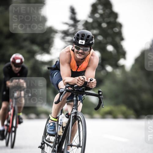 21.06.2026 - 29. Vierlanden-Triathlon H.Heesch http://msf.ph/oto/9902344 21.06.2026 09:52:34 Radfahren 16, 63, 77, 192 meine-sportfotos.de