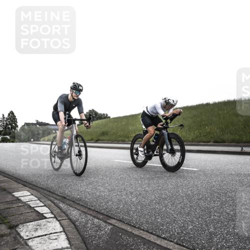 21.06.2026 - 29. Vierlanden-Triathlon H.Heesch http://msf.ph/oto/9902366 21.06.2026 09:42:46 Radfahren 71, 81, 231 meine-sportfotos.de