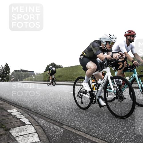 21.06.2026 - 29. Vierlanden-Triathlon H.Heesch http://msf.ph/oto/9902393 21.06.2026 09:43:51 Radfahren 23, 32, 33, 101, 211, 216 meine-sportfotos.de