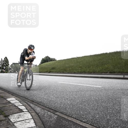 21.06.2026 - 29. Vierlanden-Triathlon H.Heesch http://msf.ph/oto/9902399 21.06.2026 09:43:54 Radfahren 23, 33, 101, 111, 178, 211, 216 meine-sportfotos.de