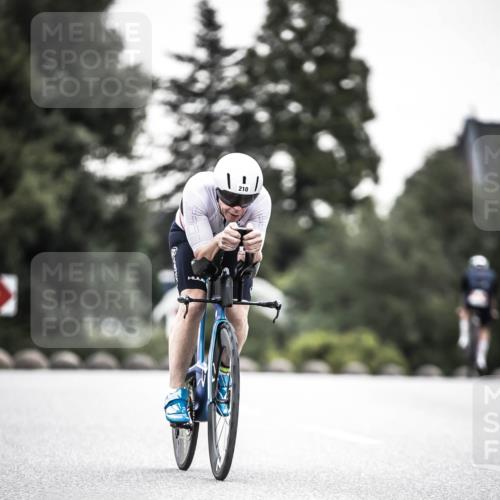 21.06.2026 - 29. Vierlanden-Triathlon H.Heesch http://msf.ph/oto/9902403 21.06.2026 09:53:44 Radfahren 72, 78, 91, 106, 112, 210, 266, 284 meine-sportfotos.de