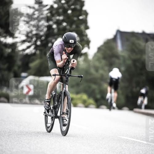 21.06.2026 - 29. Vierlanden-Triathlon H.Heesch http://msf.ph/oto/9902423 21.06.2026 09:54:03 Radfahren 45, 271 meine-sportfotos.de