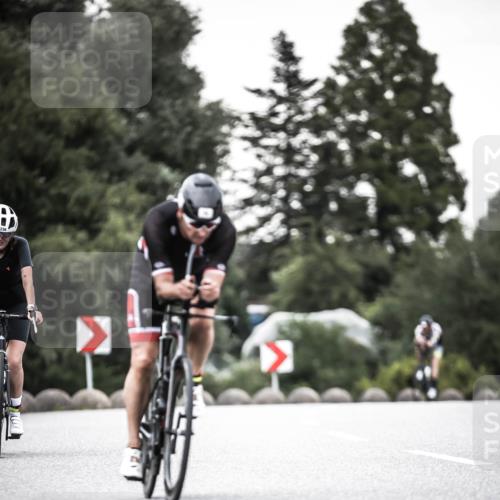 21.06.2026 - 29. Vierlanden-Triathlon H.Heesch http://msf.ph/oto/9902440 21.06.2026 10:13:31 Radfahren 26, 44, 75, 90, 236 meine-sportfotos.de