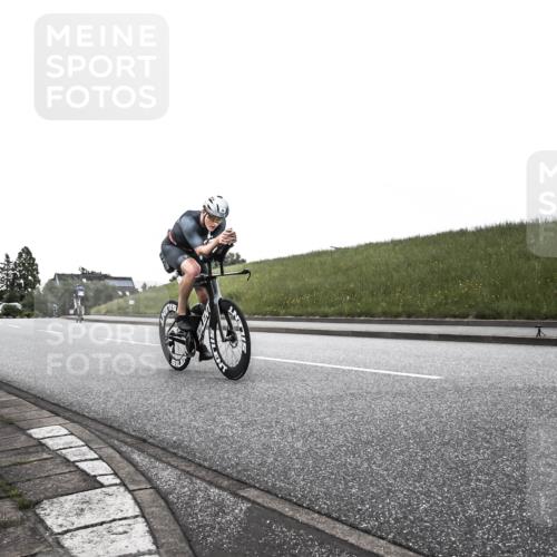 21.06.2026 - 29. Vierlanden-Triathlon H.Heesch http://msf.ph/oto/9902445 21.06.2026 09:45:06 Radfahren 30, 284 meine-sportfotos.de
