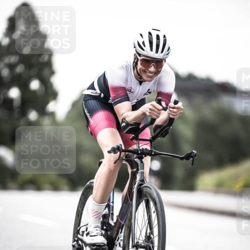 21.06.2026 - 29. Vierlanden-Triathlon H.Heesch http://msf.ph/oto/9902456 21.06.2026 09:54:33 Radfahren 4, 99, 141, 186, 226 meine-sportfotos.de