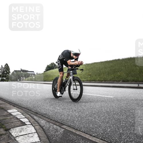 21.06.2026 - 29. Vierlanden-Triathlon H.Heesch http://msf.ph/oto/9902474 21.06.2026 09:46:05 Radfahren 45, 177, 210, 212 meine-sportfotos.de