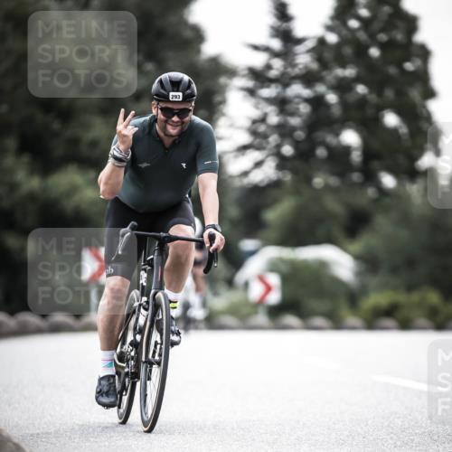 21.06.2026 - 29. Vierlanden-Triathlon H.Heesch http://msf.ph/oto/9902475 21.06.2026 09:54:57 Radfahren 128, 148, 292, 293 meine-sportfotos.de