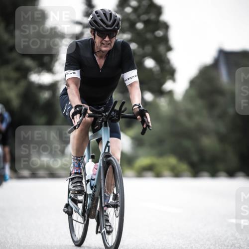 21.06.2026 - 29. Vierlanden-Triathlon H.Heesch http://msf.ph/oto/9902513 21.06.2026 09:55:35 Radfahren 142, 177, 184, 235, 252 meine-sportfotos.de