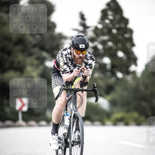 21.06.2026 - 29. Vierlanden-Triathlon H.Heesch http://msf.ph/oto/9902526 21.06.2026 10:13:38 Radfahren 44, 289 meine-sportfotos.de