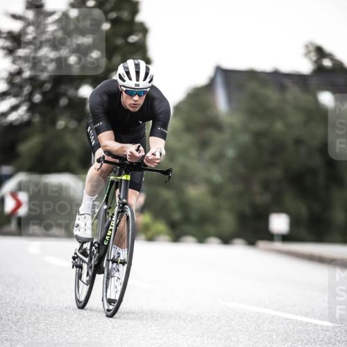 21.06.2026 - 29. Vierlanden-Triathlon H.Heesch http://msf.ph/oto/9902572 21.06.2026 10:13:48 Radfahren 86, 120 meine-sportfotos.de