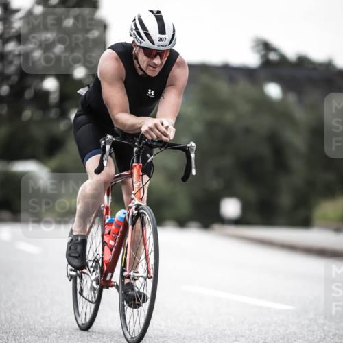 21.06.2026 - 29. Vierlanden-Triathlon H.Heesch http://msf.ph/oto/9902601 21.06.2026 09:57:37 Radfahren 109, 175, 207 meine-sportfotos.de