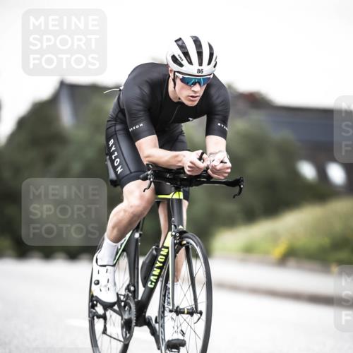 21.06.2026 - 29. Vierlanden-Triathlon H.Heesch http://msf.ph/oto/9902602 21.06.2026 10:13:49 Radfahren 86, 120 meine-sportfotos.de