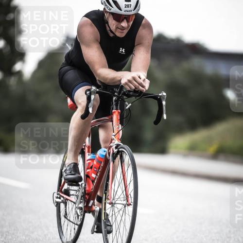 21.06.2026 - 29. Vierlanden-Triathlon H.Heesch http://msf.ph/oto/9902603 21.06.2026 09:57:37 Radfahren 109, 175, 207 meine-sportfotos.de