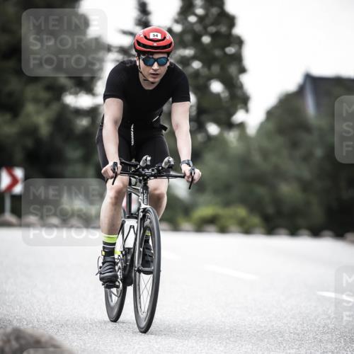 21.06.2026 - 29. Vierlanden-Triathlon H.Heesch http://msf.ph/oto/9902641 21.06.2026 09:58:08 Radfahren 19, 54, 165, 267 meine-sportfotos.de