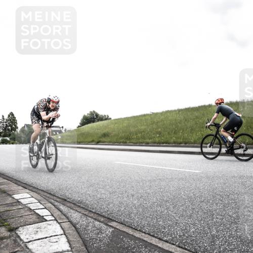 21.06.2026 - 29. Vierlanden-Triathlon H.Heesch http://msf.ph/oto/9902642 21.06.2026 09:51:23 Radfahren 32, 41, 42, 129 meine-sportfotos.de
