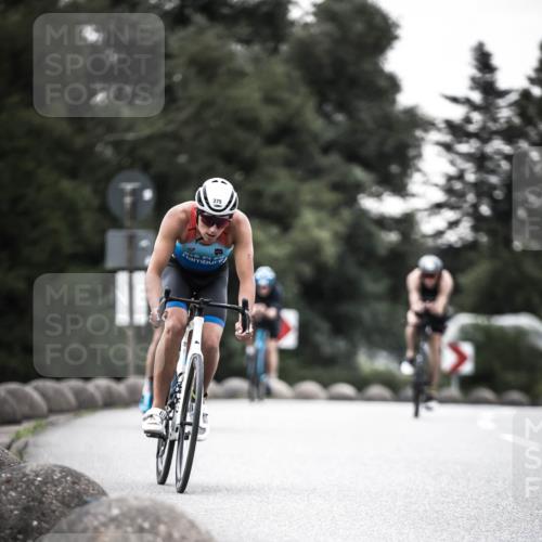 21.06.2026 - 29. Vierlanden-Triathlon H.Heesch http://msf.ph/oto/9902656 21.06.2026 09:58:26 Radfahren 46, 62, 202, 298, 364, 375 meine-sportfotos.de